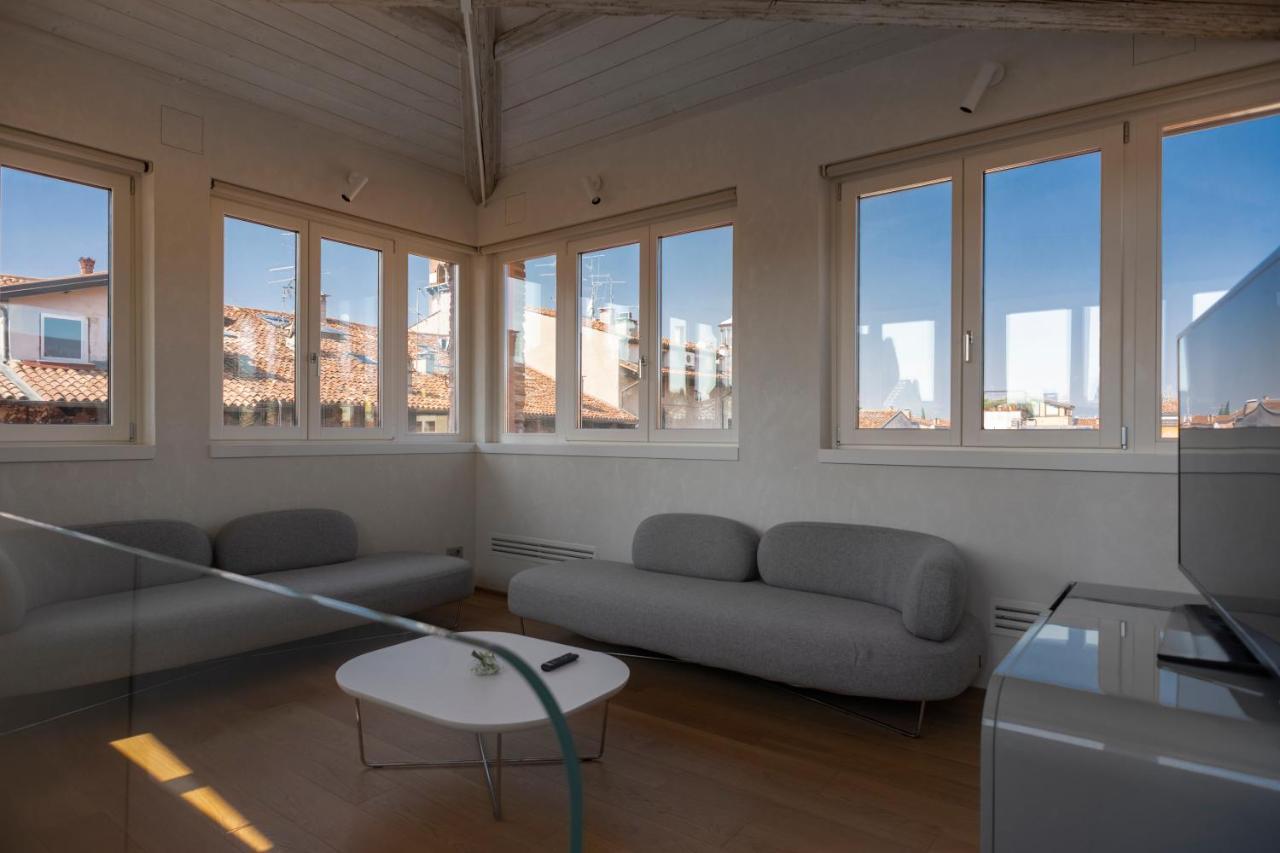 Lords Of Verona Luxury Apartments Eksteriør billede