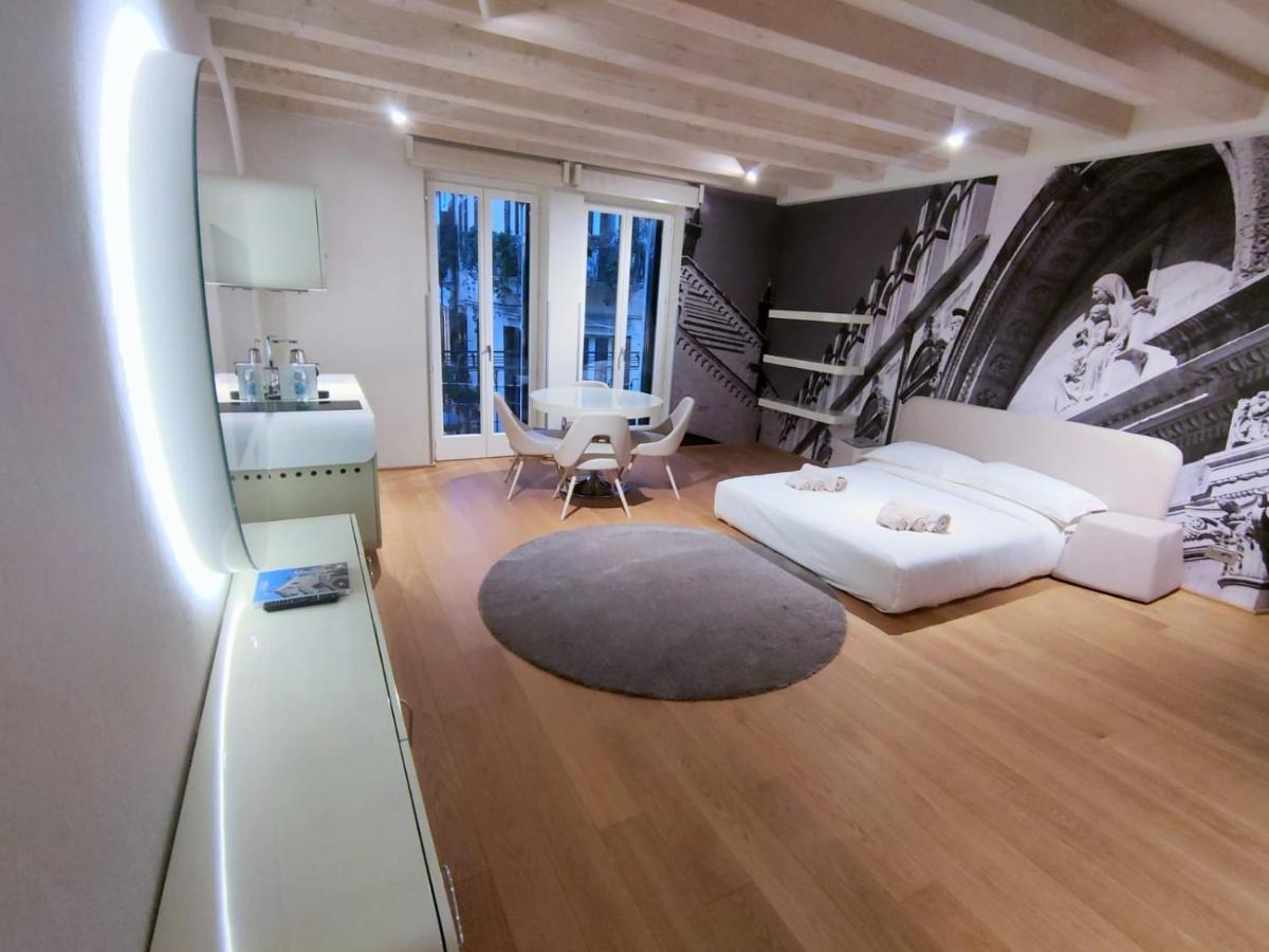 Lords Of Verona Luxury Apartments Eksteriør billede