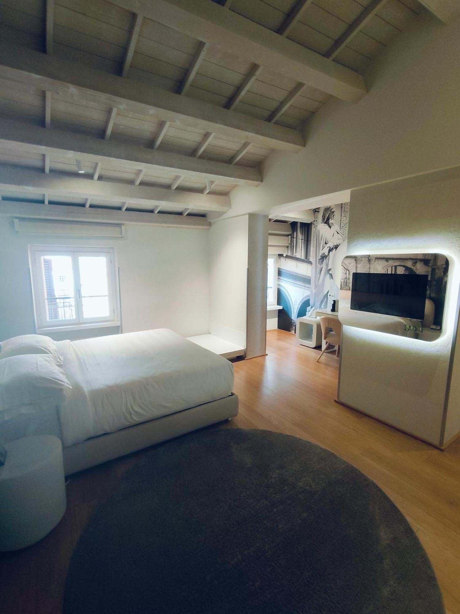 Lords Of Verona Luxury Apartments Eksteriør billede